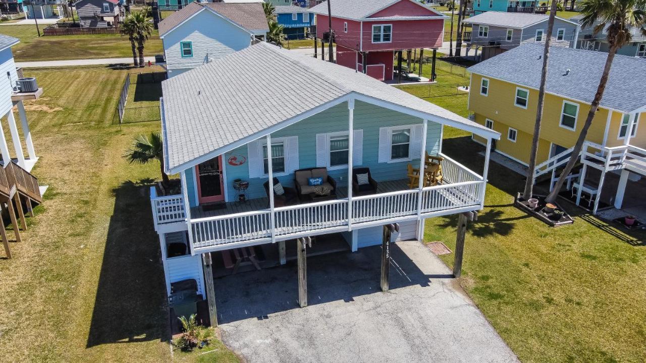 One-Of-A-Kind Beach Home With Lounge Bar Game Room 갤버스턴 외부 사진