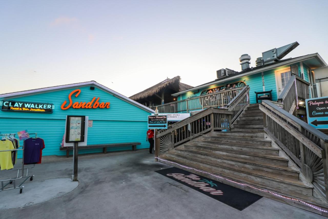 One-Of-A-Kind Beach Home With Lounge Bar Game Room 갤버스턴 외부 사진